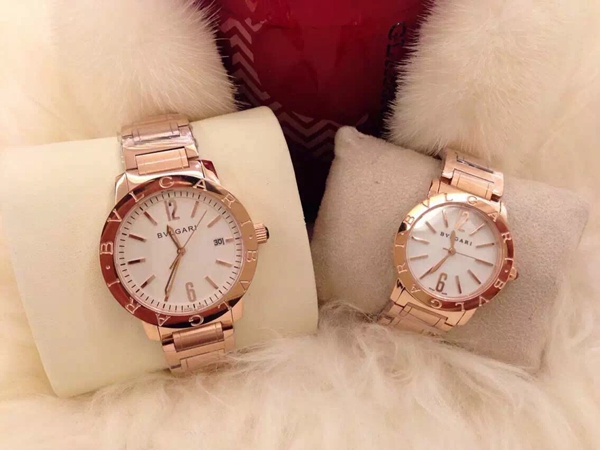 ブルガリ時計正面デザイン